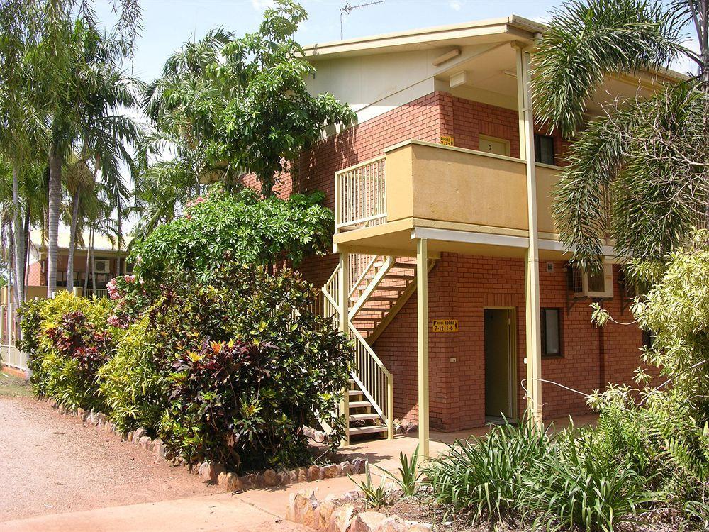 Batchelor Litchfield Outback Resort מראה חיצוני תמונה