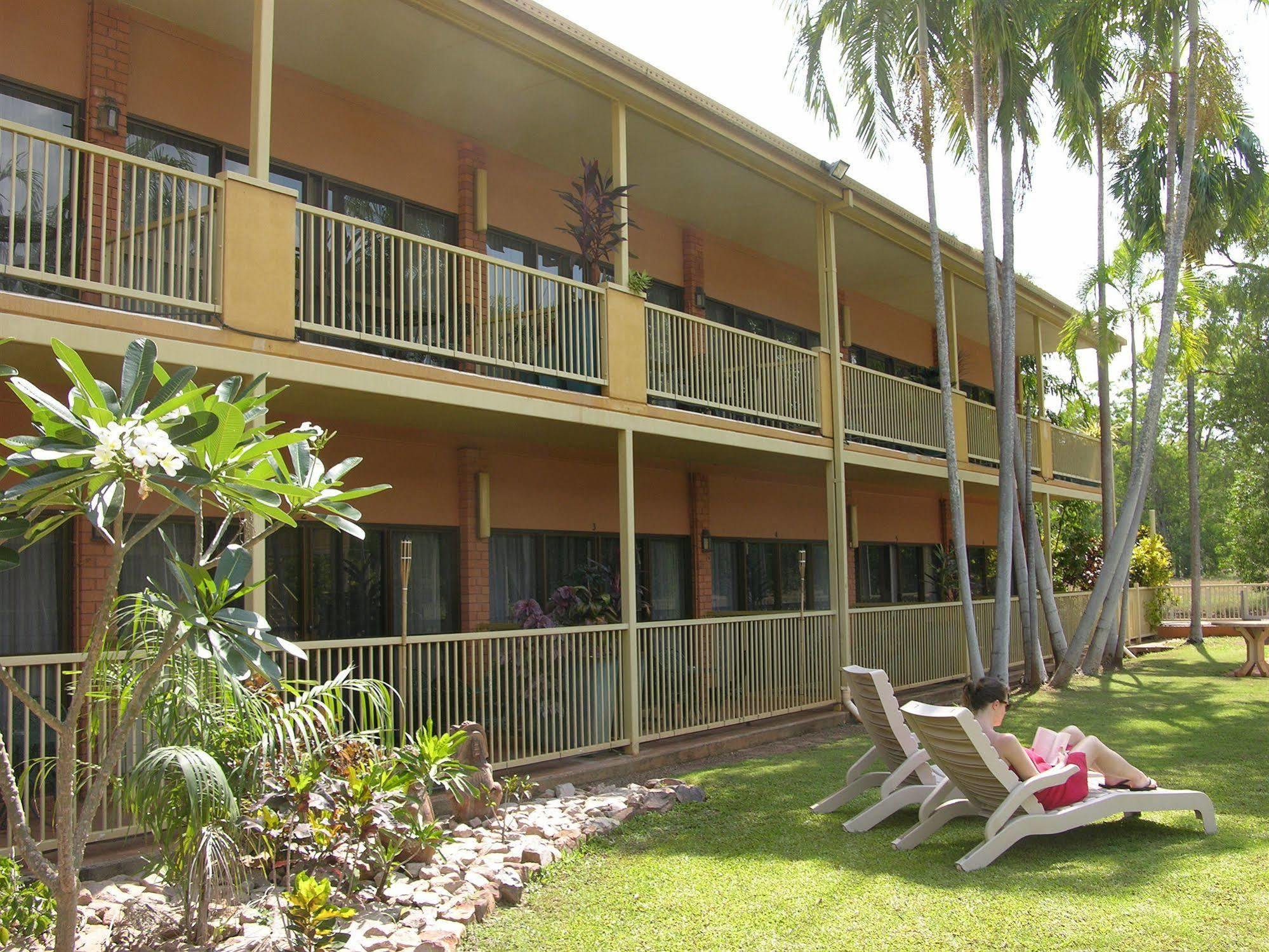 Batchelor Litchfield Outback Resort מראה חיצוני תמונה